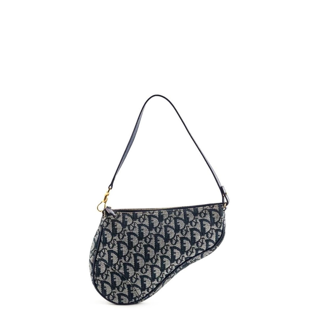 I'm looking for a Dior saddle bag!